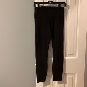 Lululemon Wunder Under Leggings Size 6